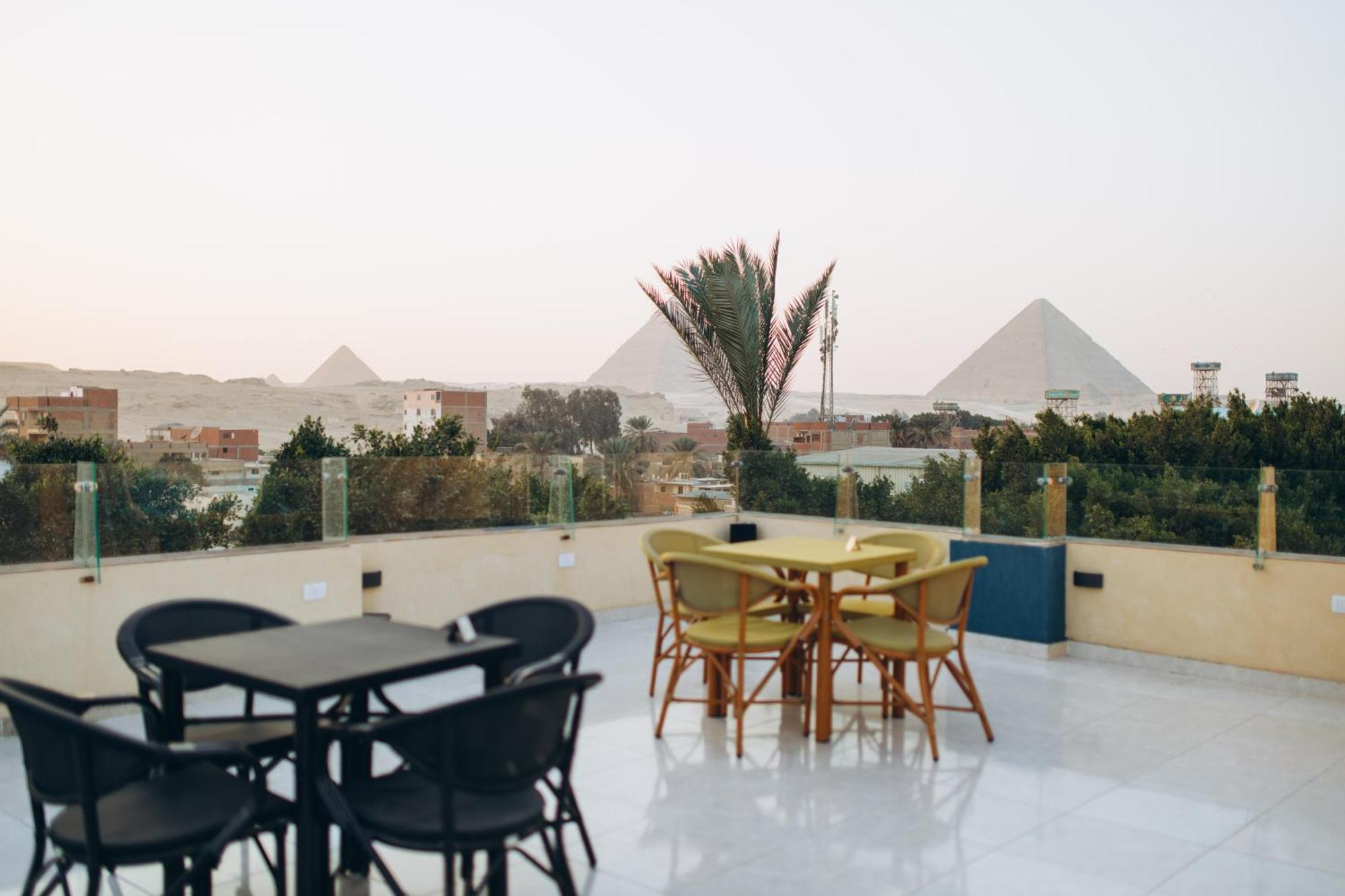 Hotel Regent Pyramids View Kafret el-Gabal Esterno foto