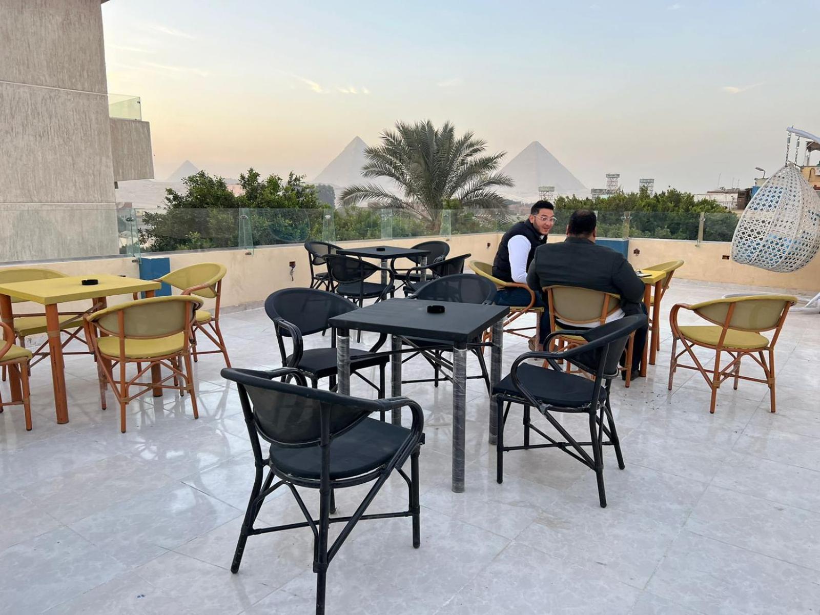Hotel Regent Pyramids View Kafret el-Gabal Esterno foto