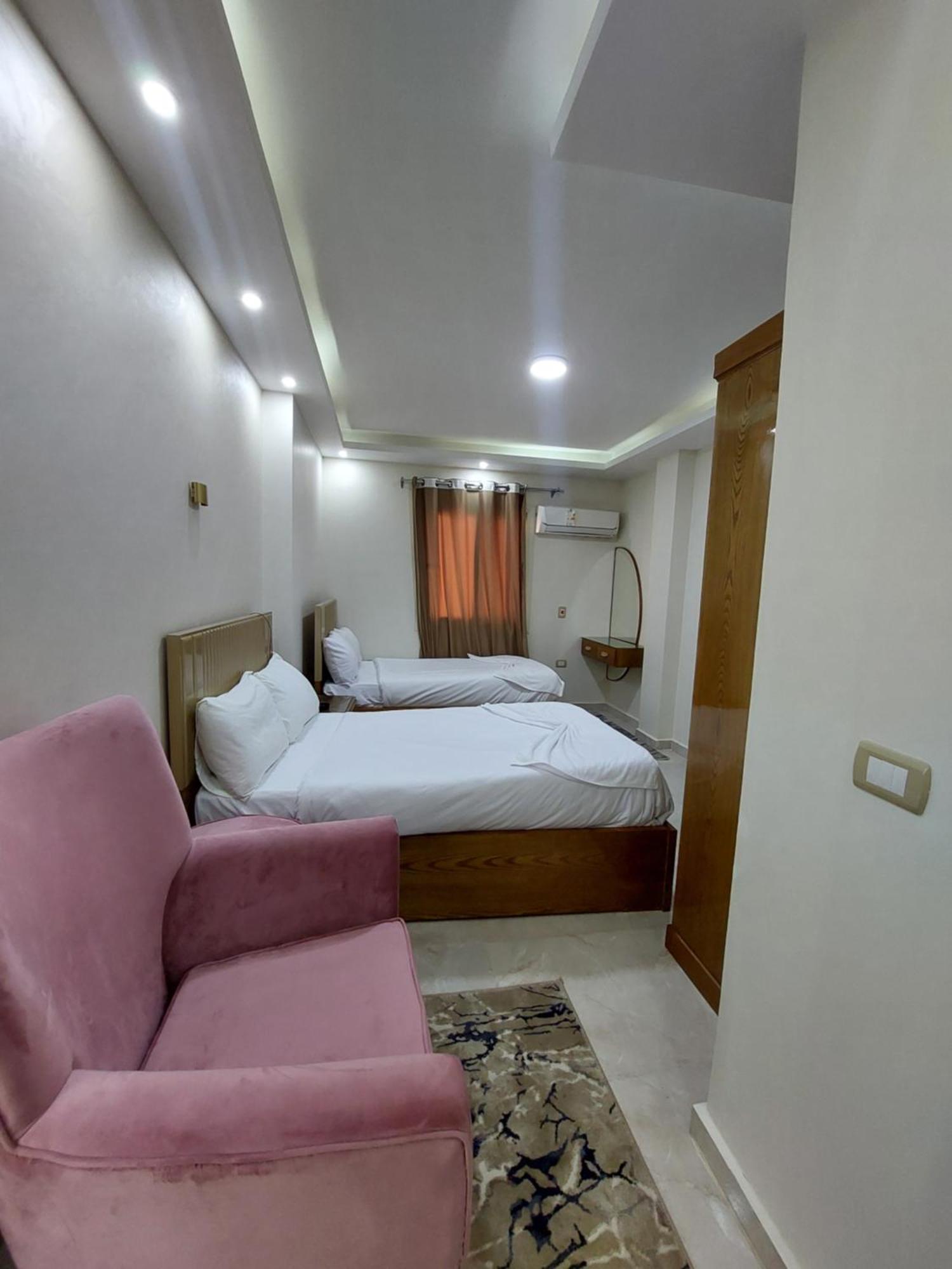 Hotel Regent Pyramids View Kafret el-Gabal Esterno foto