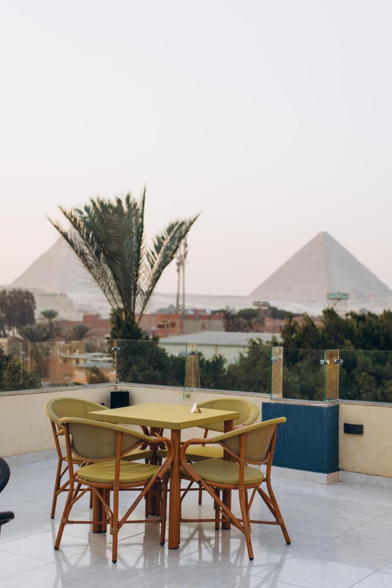 Hotel Regent Pyramids View Kafret el-Gabal Esterno foto