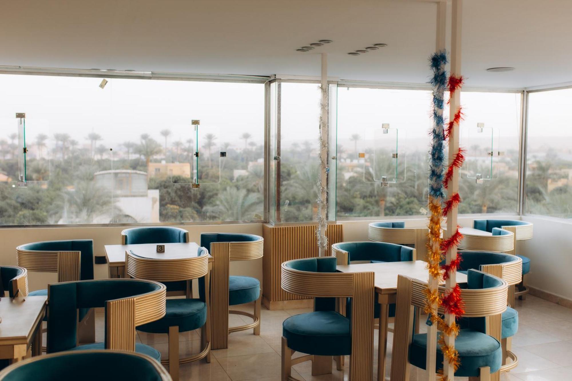 Hotel Regent Pyramids View Kafret el-Gabal Esterno foto